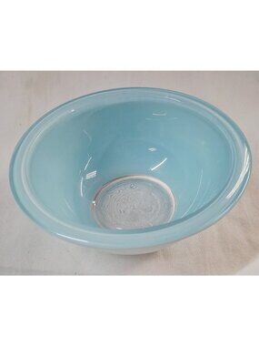 Vintage 1980s Pyrex No. 322 powder blue Mixing Bowl 8" Diameter Retro Kitchenwar